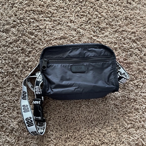 UGG SHOULDER BAG - Picture 3 of 4